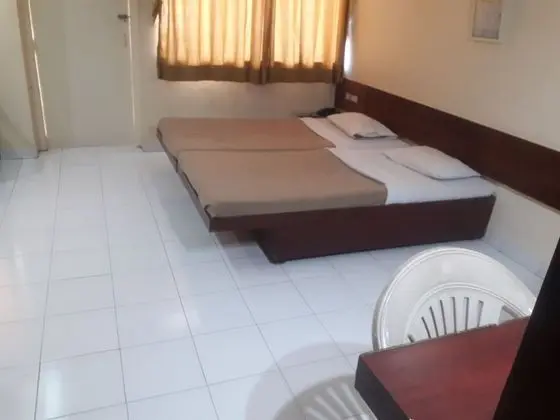 Deluxe Room AC