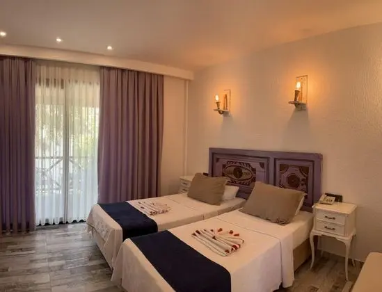 Suite, Bahçe Manzaralı, 2. Kat