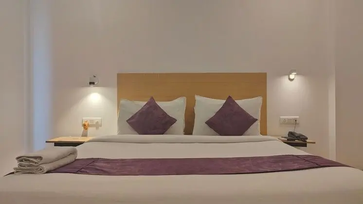 Deluxe Tek Büyük veya İki Ayrı Yataklı Oda, 1 Yatak Odası, Buzdolabı ve Mikrodalga