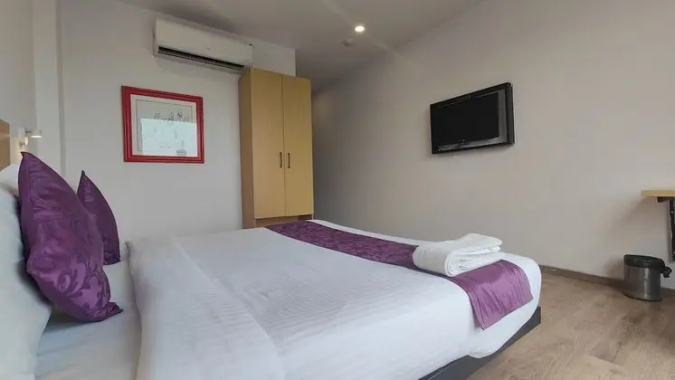 Deluxe Tek Büyük veya İki Ayrı Yataklı Oda, 1 Yatak Odası, Buzdolabı ve Mikrodalga