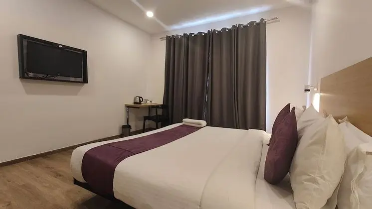 Deluxe Tek Büyük veya İki Ayrı Yataklı Oda, 1 Yatak Odası, Buzdolabı ve Mikrodalga