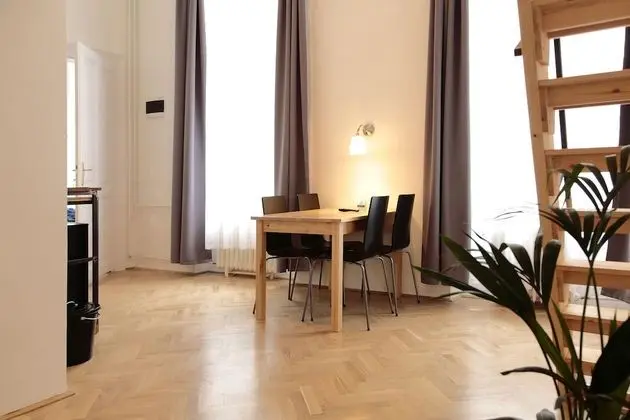 Deluxe Stüdyo