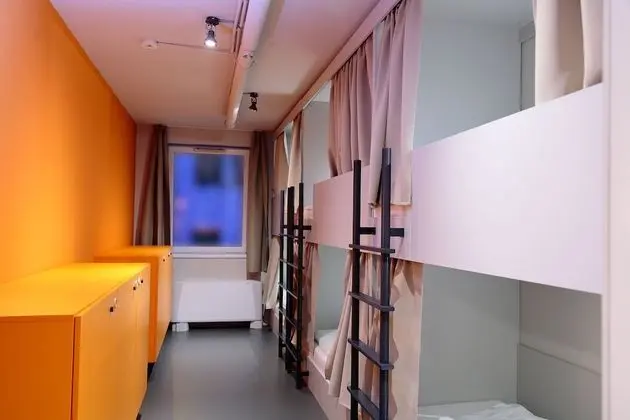 1 bed in a 6 bed Mixed Dormitory