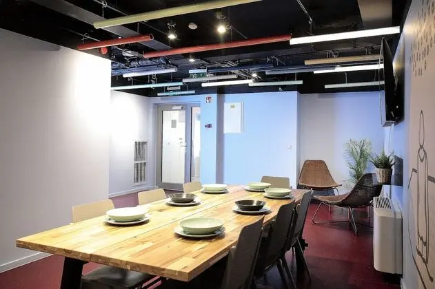1 bed in a 8 bed Mixed Dormitory