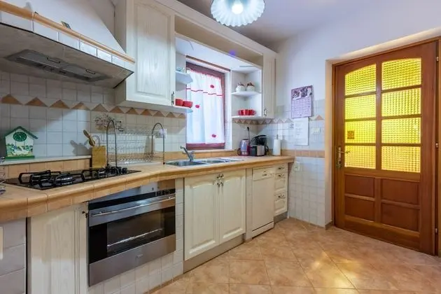 Family Apart Daire, 2 Çift Kişilik Yatak, Bahçeli (Villa MaVeRo A3 150m From Sea)