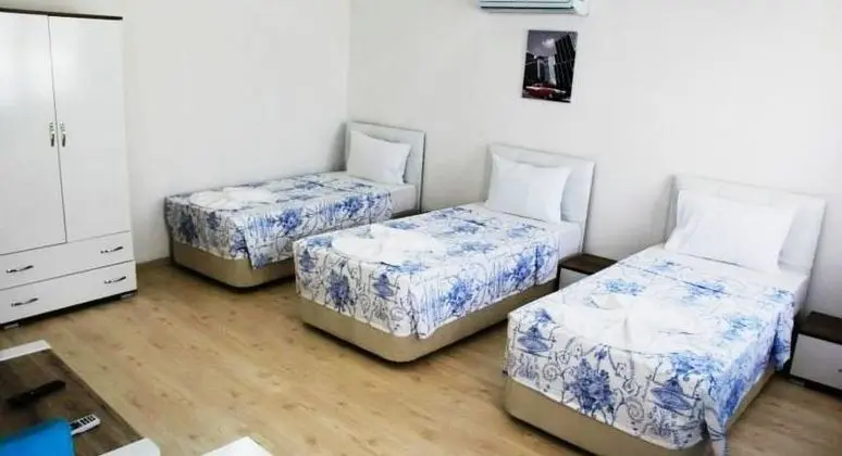 Studio Deluxe