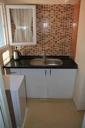 Studio Deluxe