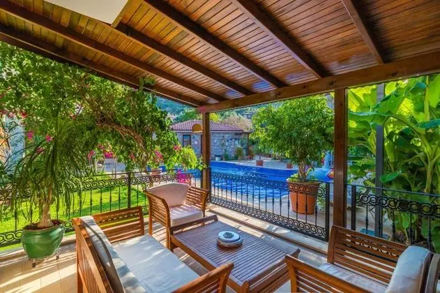 Standart Oda, Bahçe Manzaralı, Balkonlu