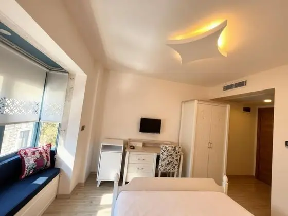Cumbalı Çift Kişilik Oda, Sokak Manzaralı