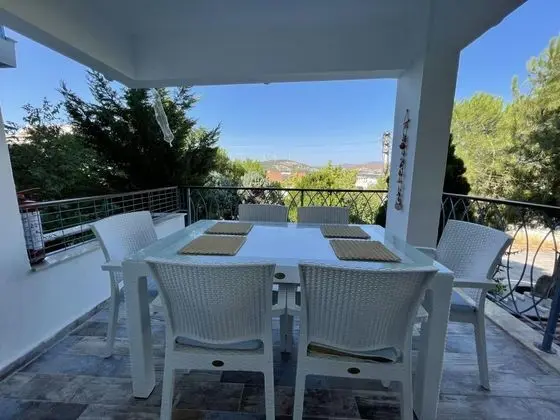 Apart Oda, Marina Manzaralı, Balkonlu