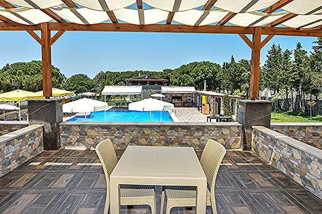 Deluxe Room, Havuz Manzaralı, Balkonlu