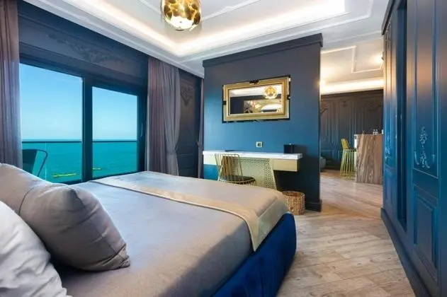 Suite, Deniz Manzaralı