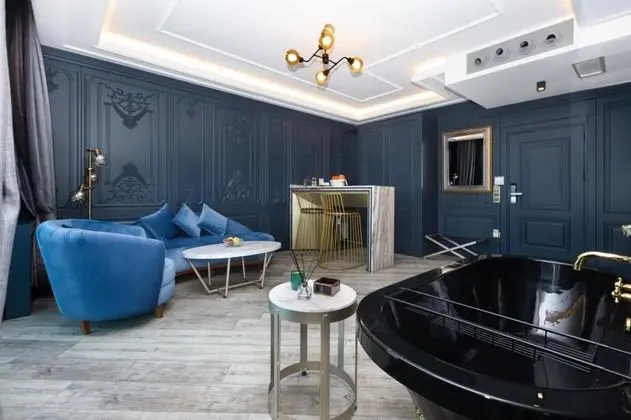 Suite, Deniz Manzaralı