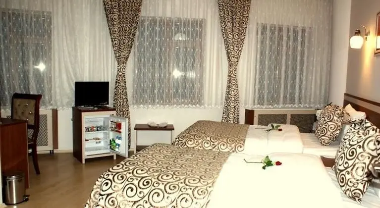 Dört Kişilik Oda, Şehir Manzaralı