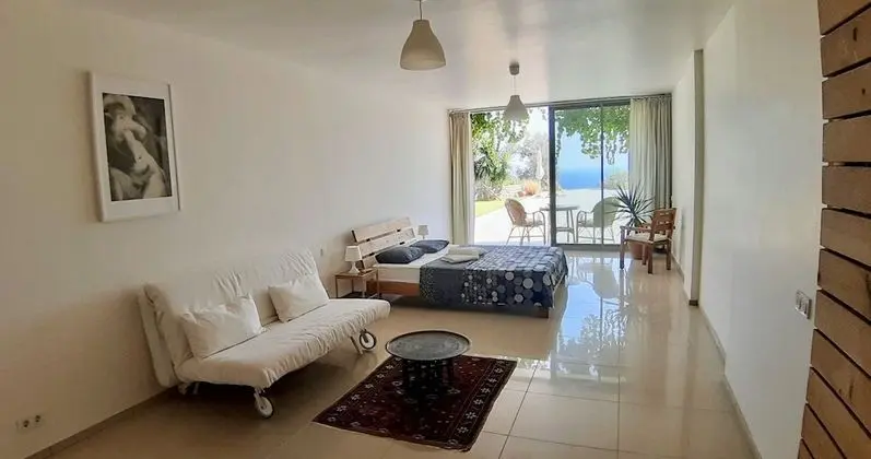 Panoramic Quadruple Room (5)