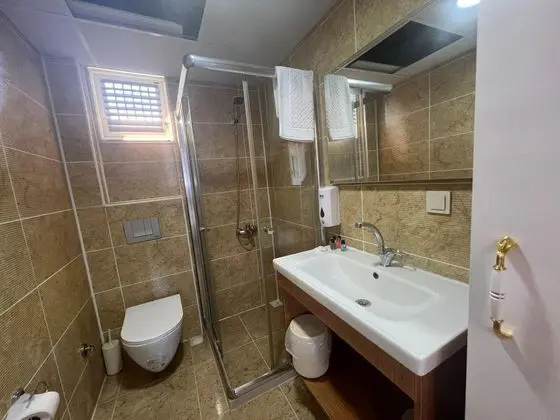 1+0 Daire, Deniz Manzaralı, Balkonlu