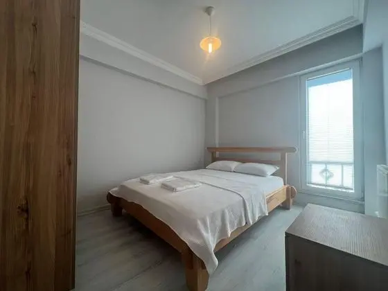 1+1 Daire, Deniz Manzaralı