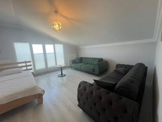 1+1 Daire, Deniz Manzaralı