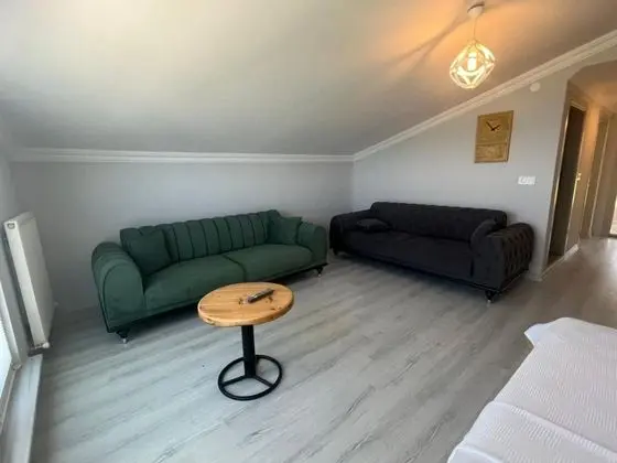 1+1 Daire, Deniz Manzaralı