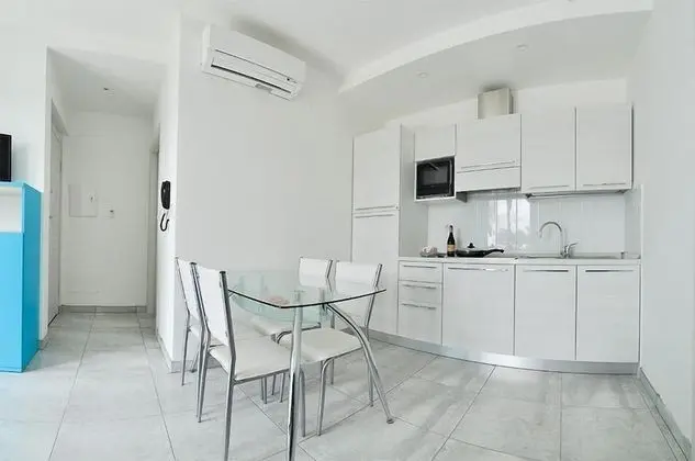 Apart Daire, 1 Büyük (Queen) Boy Yatak ve Çekyat, Sigara İçilmez, Balkon