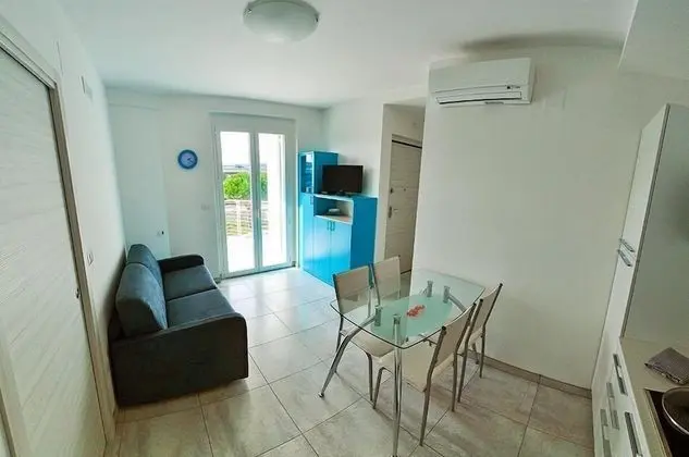 Apart Daire, 1 Büyük (Queen) Boy Yatak ve Çekyat, Sigara İçilmez, Balkon