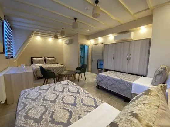 Deluxe Tek Büyük Yataklı Oda