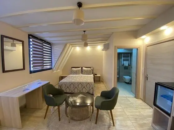 Deluxe Tek Büyük Yataklı Oda