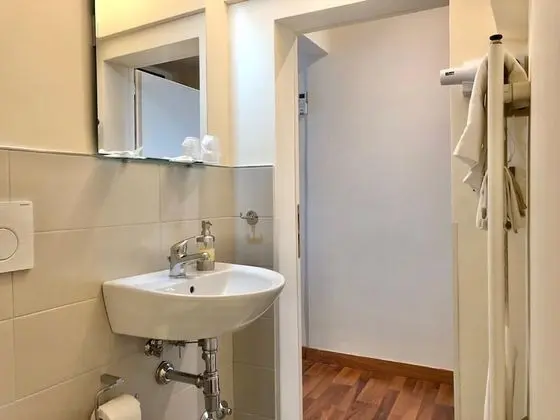 Classic Üç Kişilik Oda