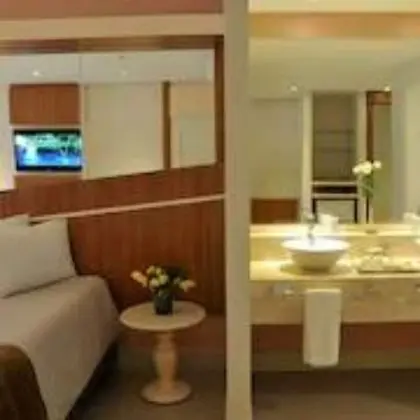 Quarto Triplo Superior