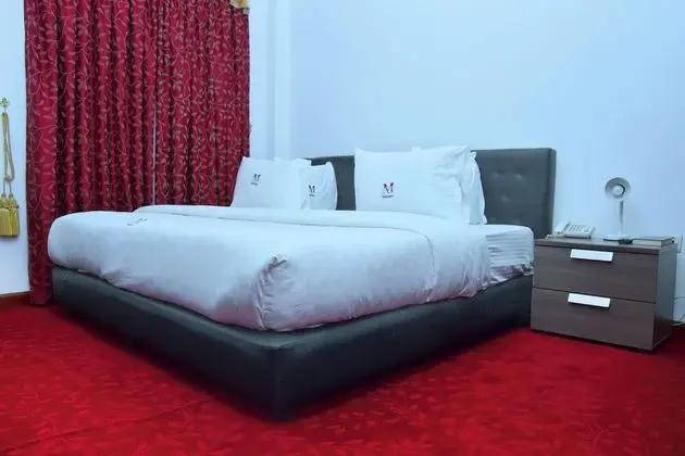 Executive Tek Büyük Yataklı Oda