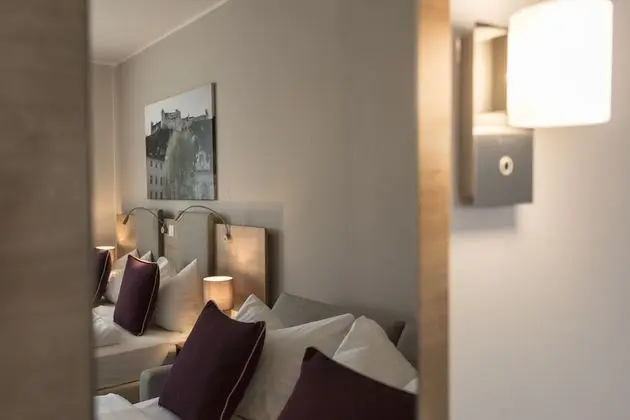 Superior Oda, Balkon