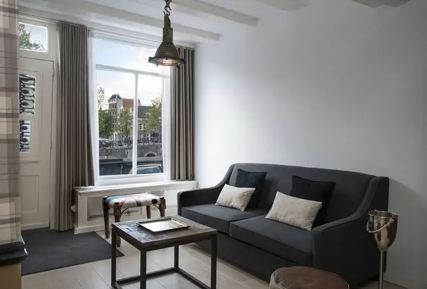 Extra Large room with Canal View