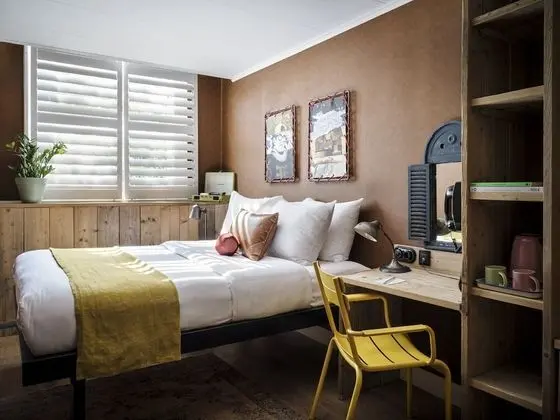 Medium Double Room (Max 2 Persons)