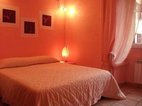 Tek Büyük Yataklı Oda, Ortak Banyo