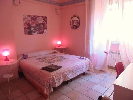 Tek Büyük Yataklı Oda, Ortak Banyo