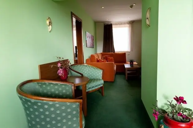 Superior Apart Daire, 1 En Büyük (King) Boy Yatak ve Çekyat, Sigara İçilmez, Şehir Manzaralı