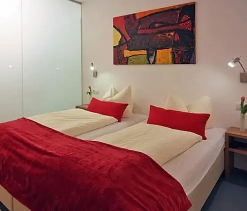 Business Tek Büyük Yataklı Oda