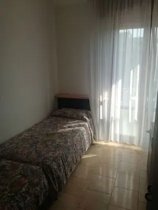 Dört Kişilik Oda, Balkon