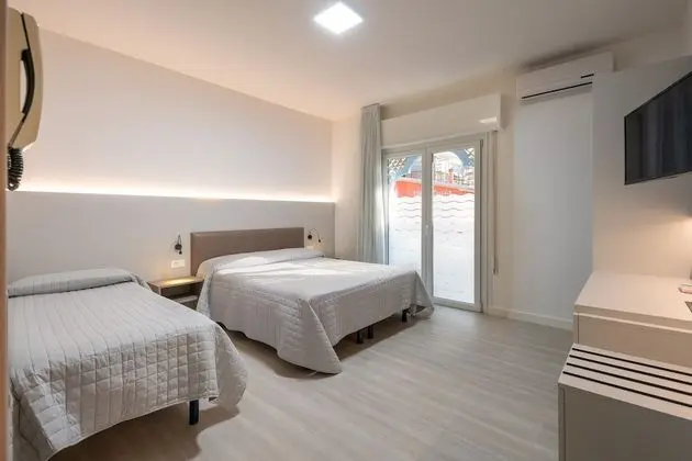 Economy Tek Büyük Yataklı Oda