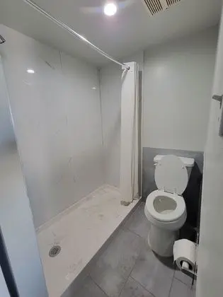 Tek Kişilik Oda, 1 En Büyük (King) Boy Yatak