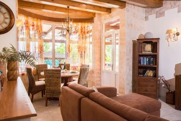 Exclusive Villa, 4 Yatak Odası, Kişiye Özel Havuzlu (Tennis Court)