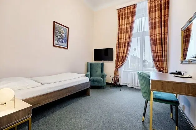 Comfort Tek Büyük veya İki Ayrı Yataklı Oda