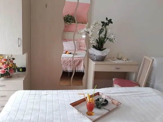 Tek Büyük veya İki Ayrı Yataklı Oda