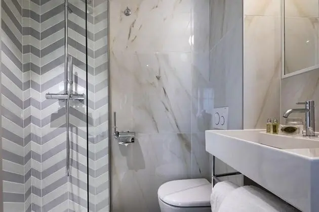 Classic Tek Büyük Yataklı Oda, 2 Yatak Odası (Adjacent)