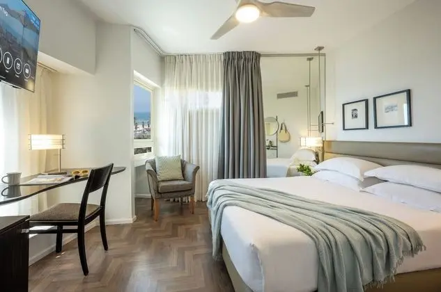 Standard Oda, Deniz Manzaralı