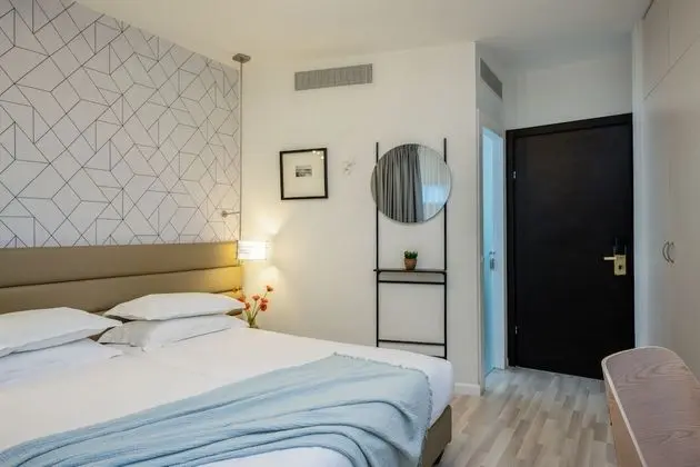 Tek Büyük Yataklı Oda