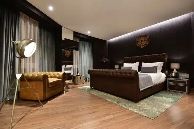 Bar Room
