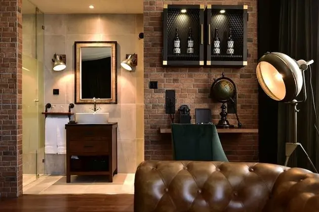 Bar Room