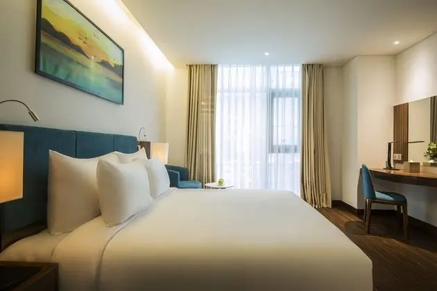 Deluxe Tek Büyük Yataklı Oda