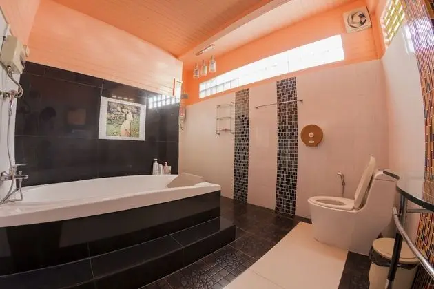 Deluxe Room 1